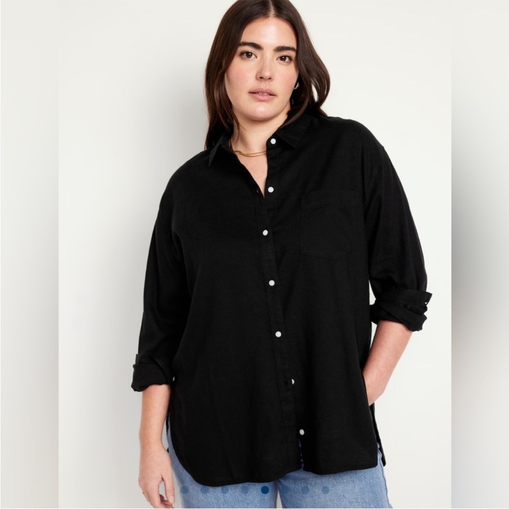 Old Navy Women's Black Button Down Shirt - Picture 4 of 16